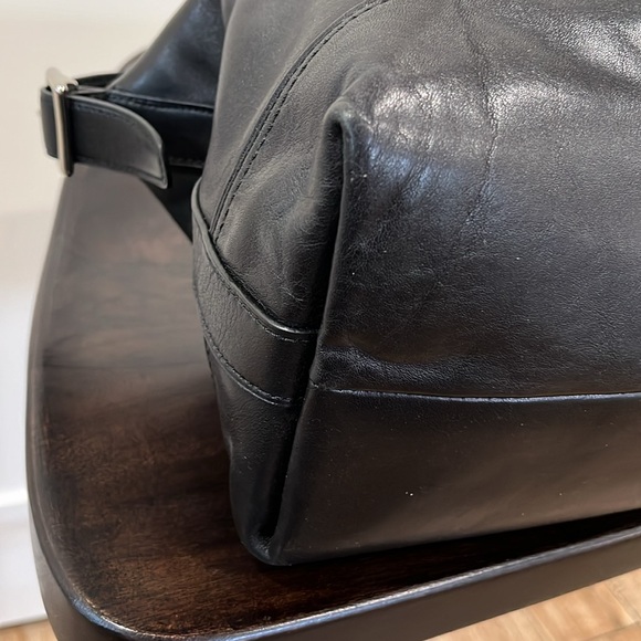 Perfect! Perfect! Coach Legacy Leather Molly Bag - Picture 11 of 16